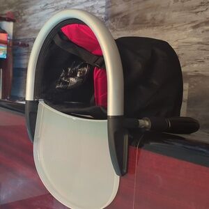 Phil and Ted’s lobster black Portable Clip-On High Chair
